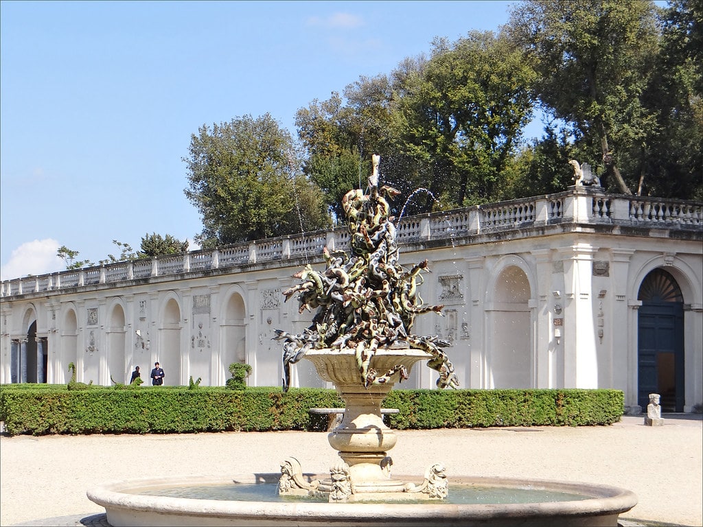 villa medici roma garden