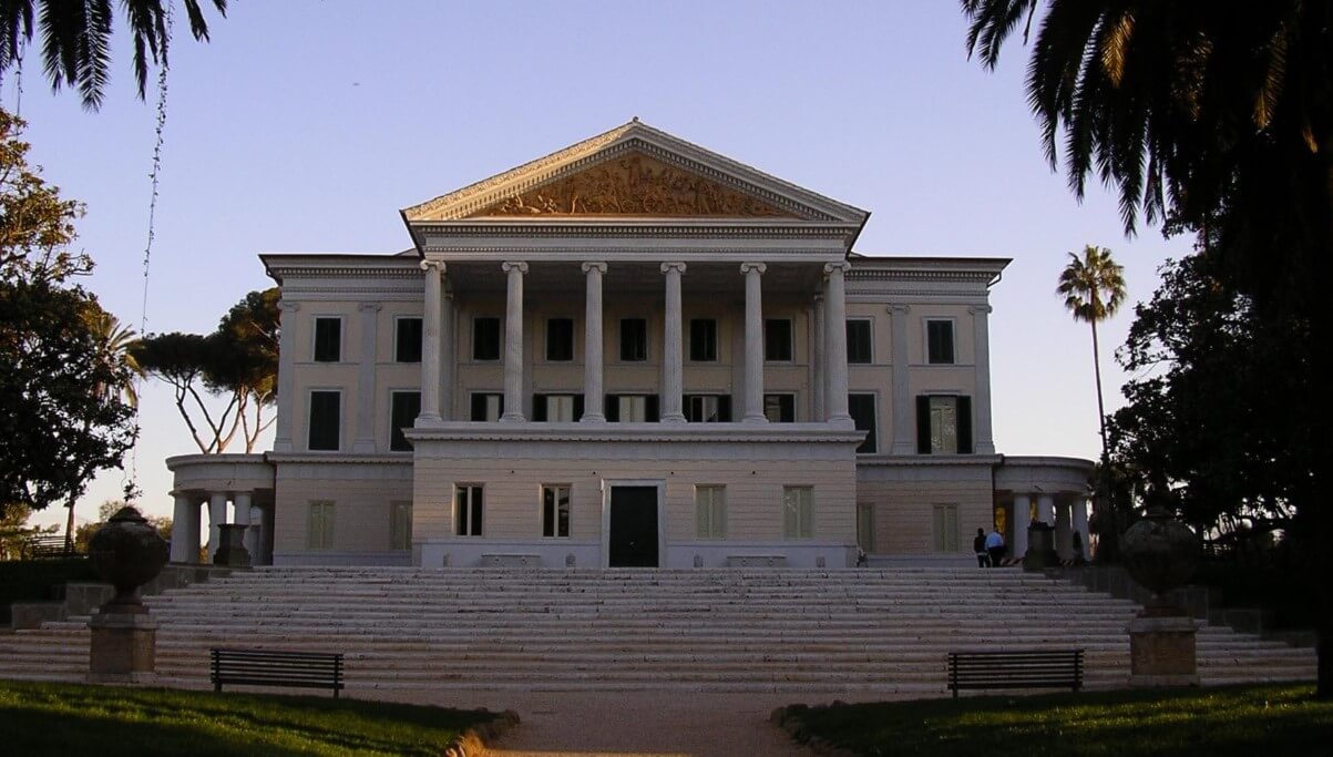 The front of Villa Torlonia