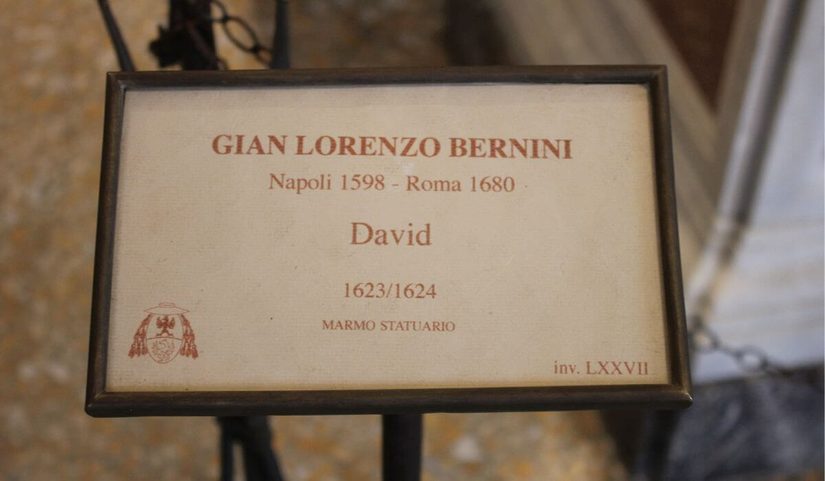 About artist Gian Lorenzo