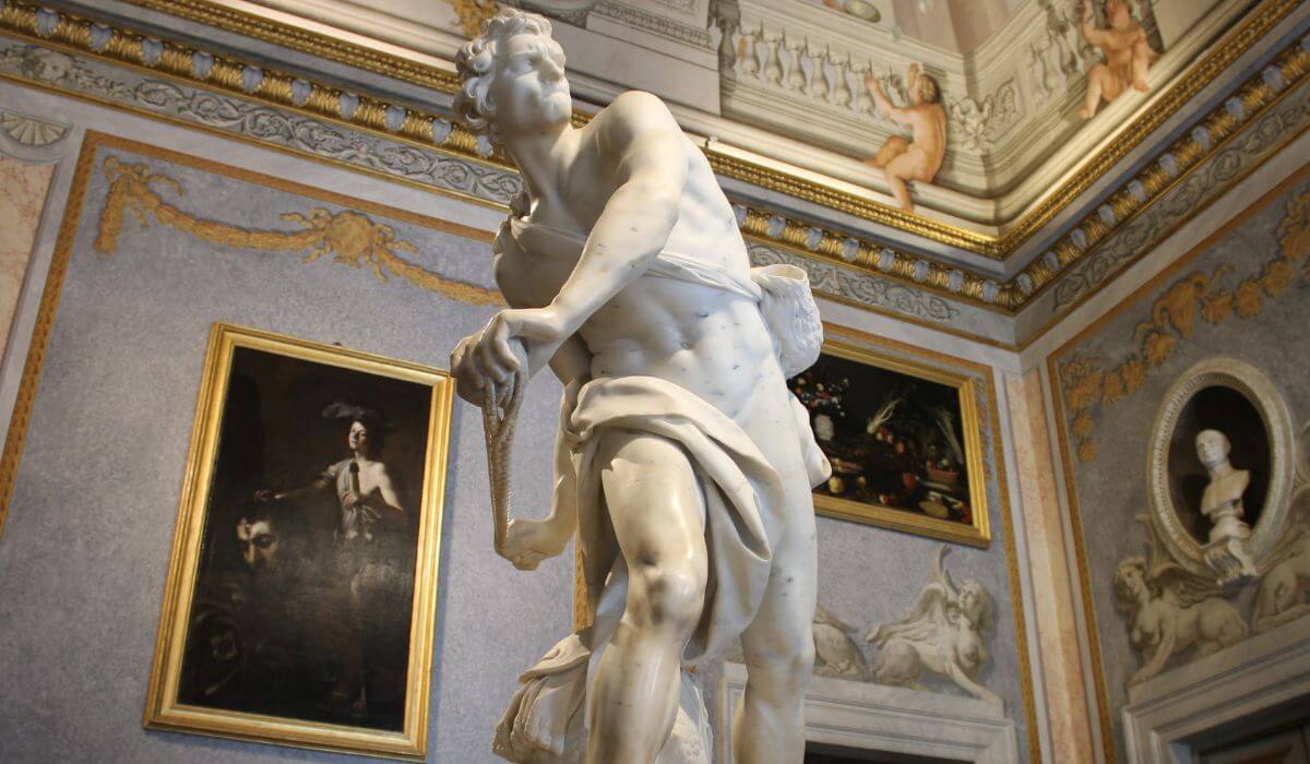 Statue David by Gianlorenzo Bernini characteristics