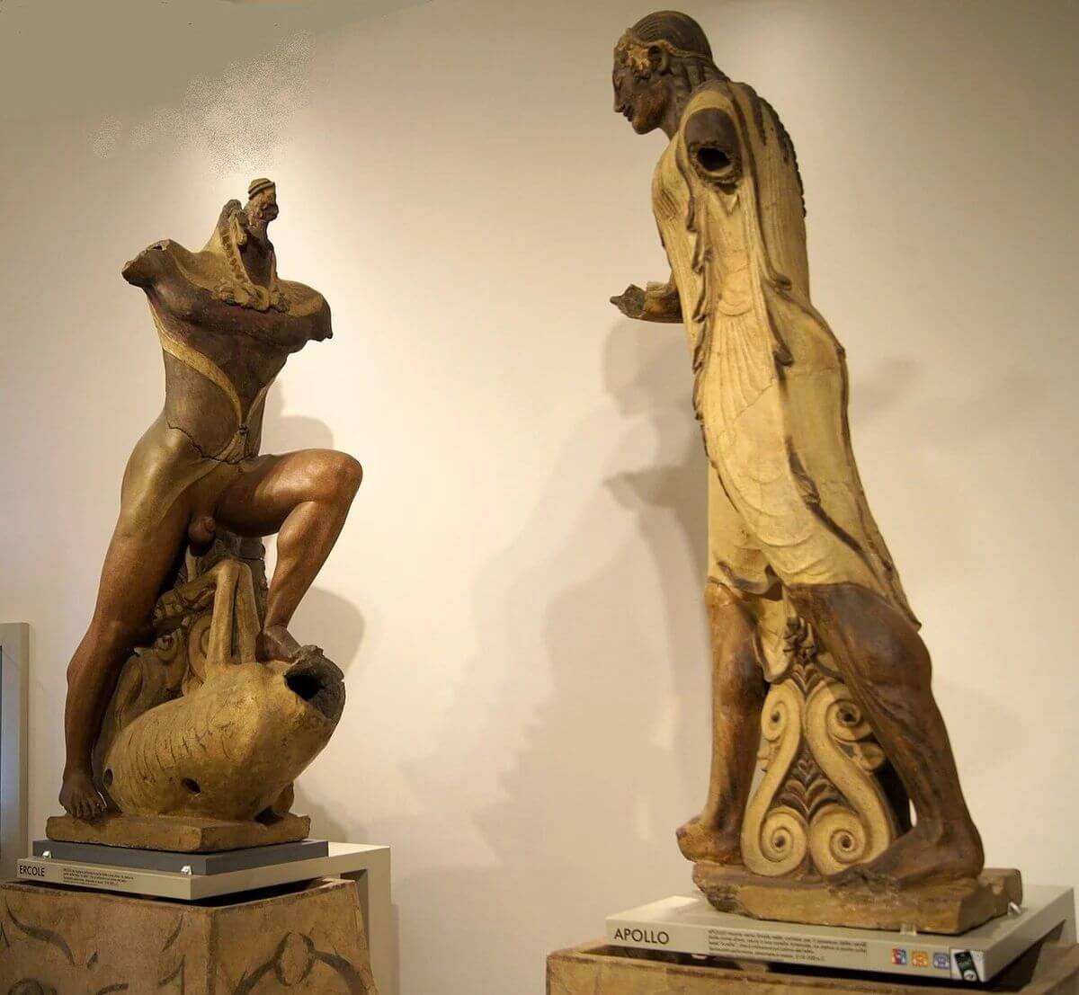 Apollo and Hercules of Veii, two Etruscan terracotta statues facing each other at Villa Giulia